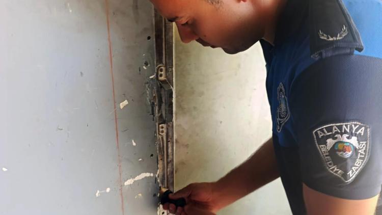 Hijyen kurallarını hiçe sayan restoran süresiz mühürlendi