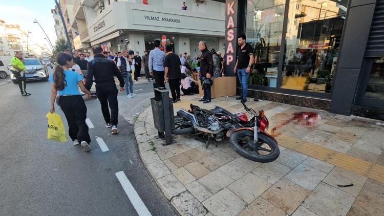 Motosikletle minibüs çarpıştı: 1 ölü, 1 yaralı