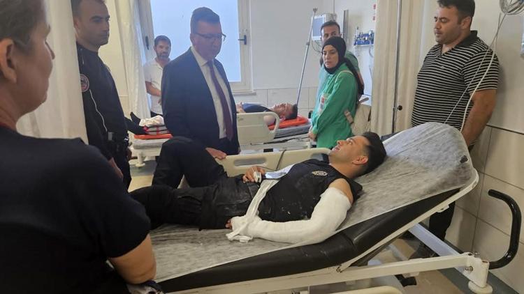 Yunus ekibi kaza yaptı, 2 polis yaralandı