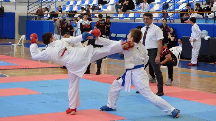 Anadolu Yıldızlar Ligi Karate İl Seçmeleri Manavgatta yapıldı