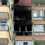 Antalyada evde çıkan yangında dumandan etkilenen 6 kişi hastaneye kaldırıldı