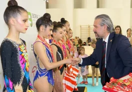 700 cimnastikçi Antalya'da yarıştı