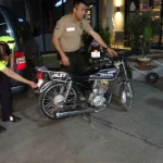 Abartılı egzozlu ehliyetsiz iki motosikletliye 100 bin TL üzerinde ceza
