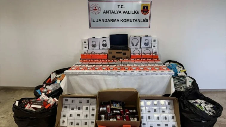 Aksu ve Manavgat'ta kaçakçılık operasyonu