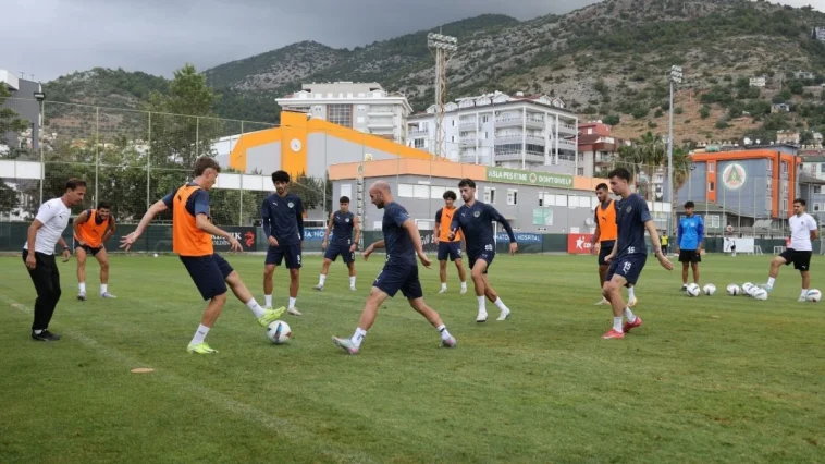 Alanyaspor, Sivasspor maçı hazırlıklarını tamamladı