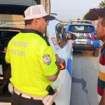 Alkollü ve ehliyetsiz sürücü ters yönde yakalandı, ceza yağdı