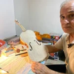 Antalya Aksu’da keman yapım ustasının hikayesi