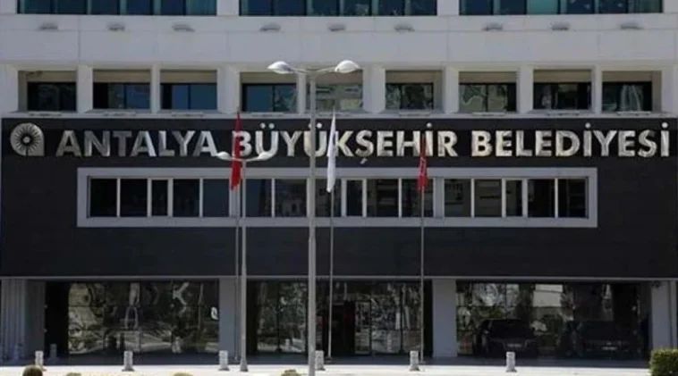 Antalya Büyükşehir Belediye Gençlik Meclisi eski Başkanı'na istismar soruşturması