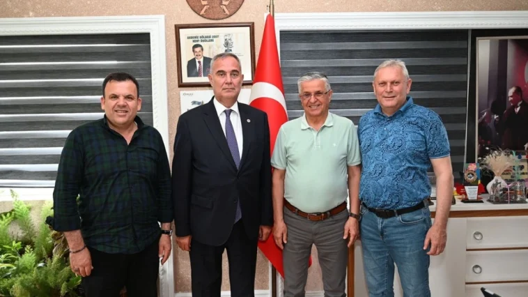 Antalya Milletvekili Çorabatır’dan Başkan Topaloğlu’na ziyaret