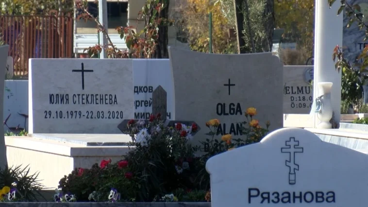 Antalya'da 60 yabancı aile mezarlığı aldı