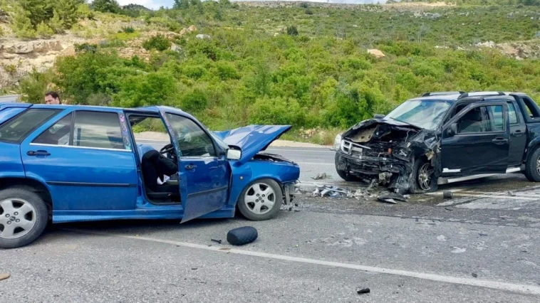 Antalya'da feci kaza: 1 ölü, 2 yaralı