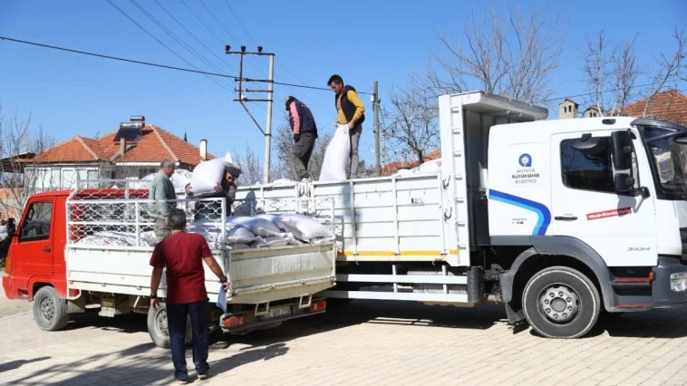 Antalya'da hayvancılığa Büyükşehir desteği