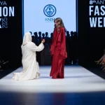 Antalya'da podyumda sürpriz evlilik teklifi