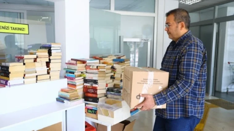 Antalya’dan yola çıkan kitaplar Türkiye'yi aydınlatıyor