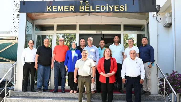 Başkan Topaloğlu muhtarlarla bir araya geldi