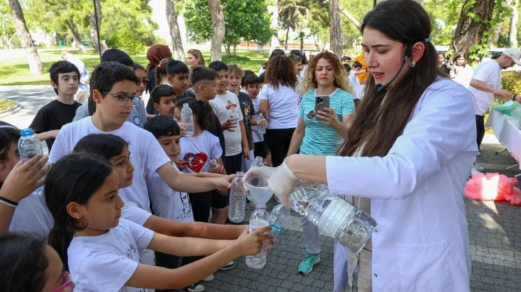 Çocuklar hem eğlendi hem öğrendi