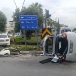 Devrilen araçtan yara almadan çıktılar