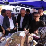 Dünya Çölyak Farkındalık Günü’nde Kepez'de 4 bin kişiye glutensiz aşure