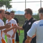 Emre Belözoğlu'ndan AÜ öğrencilerine sürpriz