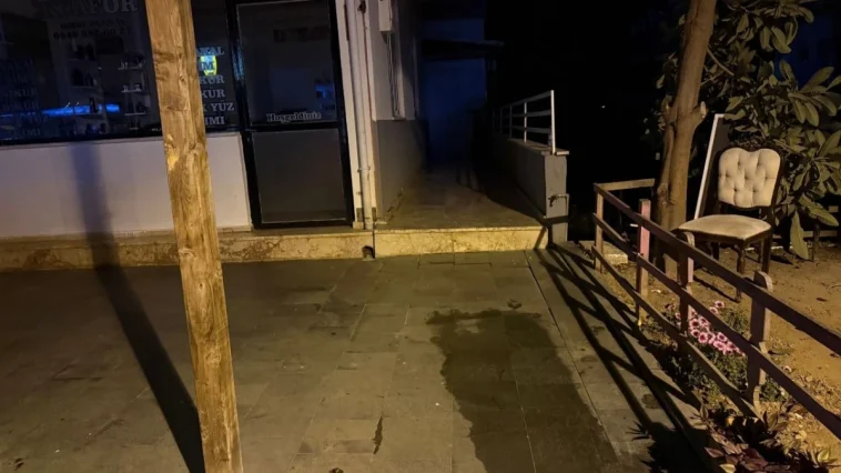 Gazipaşa'da cama yumruk atan çocuk ağır yaralandı