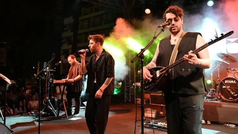 İkilem, Kemer’de gençlerle bayramı kutladı