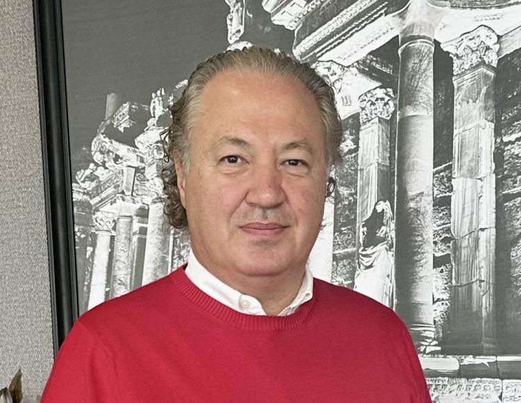 'PAMUKKALE’DE YAPILACAK İNŞAAT DÜZENLEMELERİ TURİZMİ RİSKE ATABİLİR'