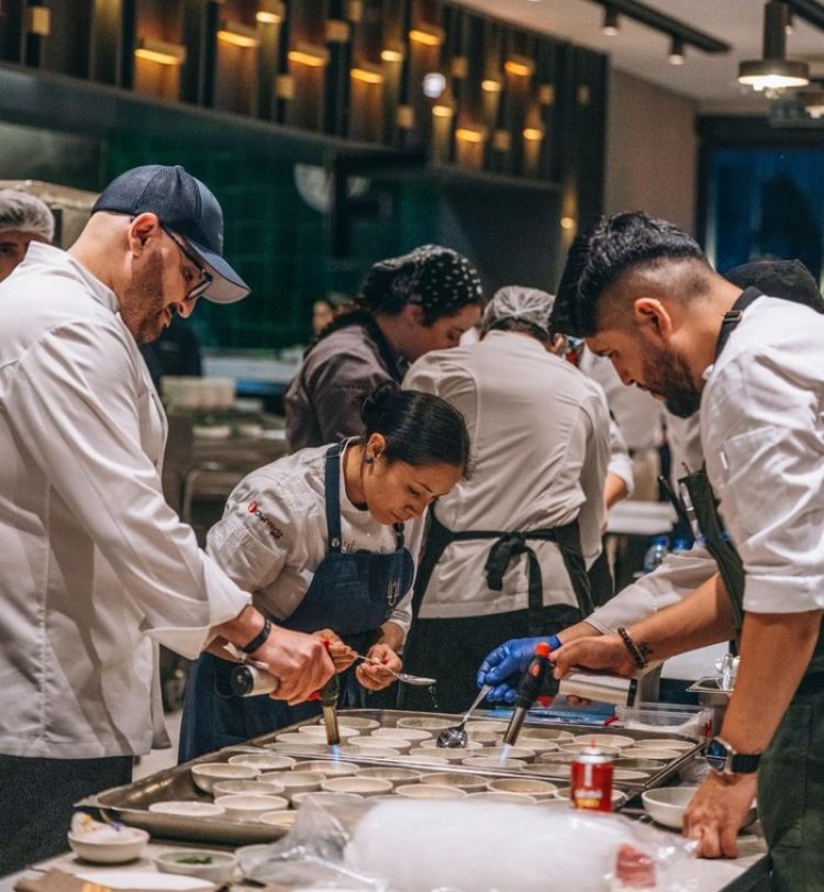 image_750x_6834743cd054d