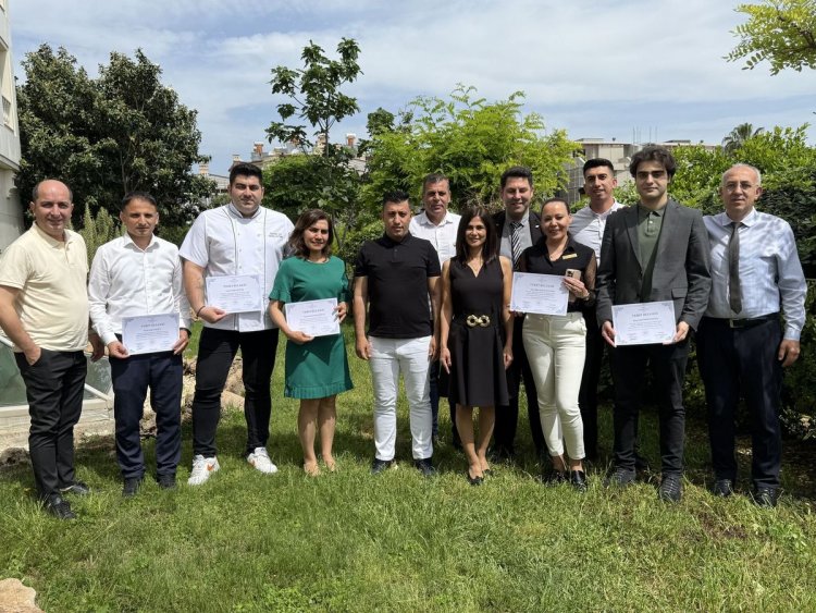 CROWNE PLAZA HOTEL'DE TERFİ HEYECANI