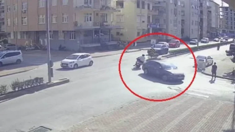 Kaza yapan motosikletliyi kaskı kurtardı