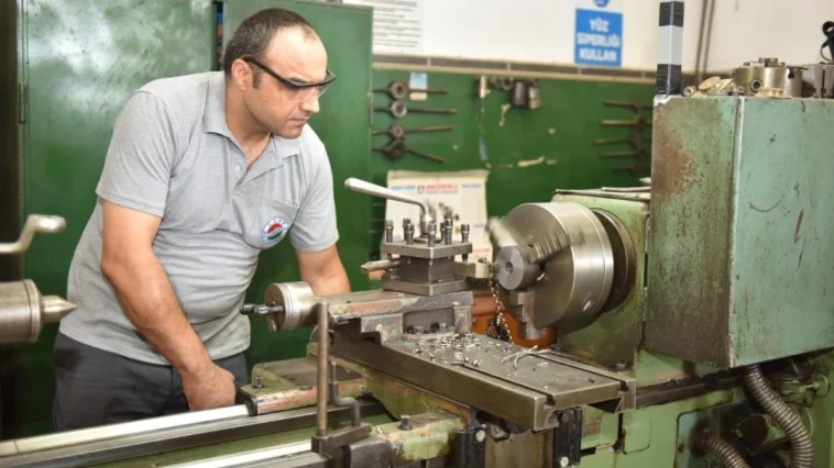 Kepez'de Başkan Kocagöz'den personele teşekkür