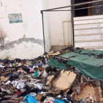 Kepez'de el arabasındaki tekstil ürünleri kül oldu