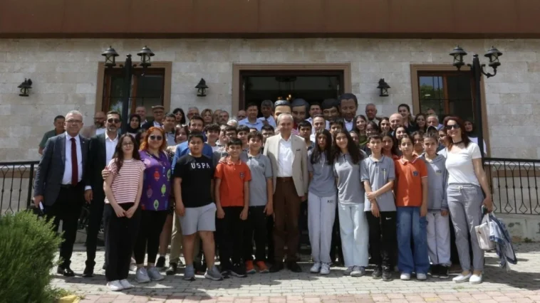 Kocagöz’den huzurevi sakinlerine 3 müjde!