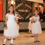 Korkuteli'nde ilkokul öğrencilerinin mezuniyet sevinci