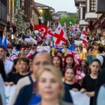 Manavgat'ta dans ve müzik festivaline görkemli açılış