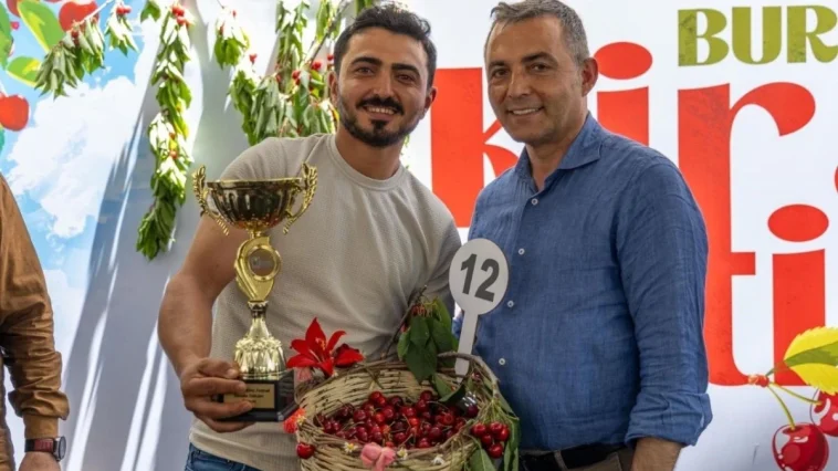 Manavgat'ta ilk kez 'Burmahan Kirazı Festivali' düzenlendi