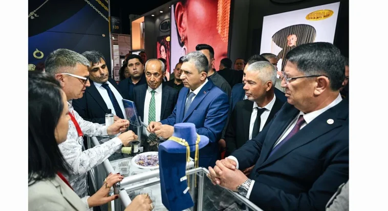 Mücevher sektörü Antalya’da parlıyor