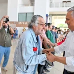 Muratpaşa bayram kutlamasında Uysal’dan işçilere övgü