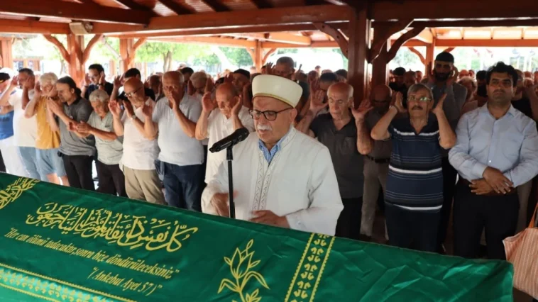 Nuri Erkal son yolculuğuna uğurlandı