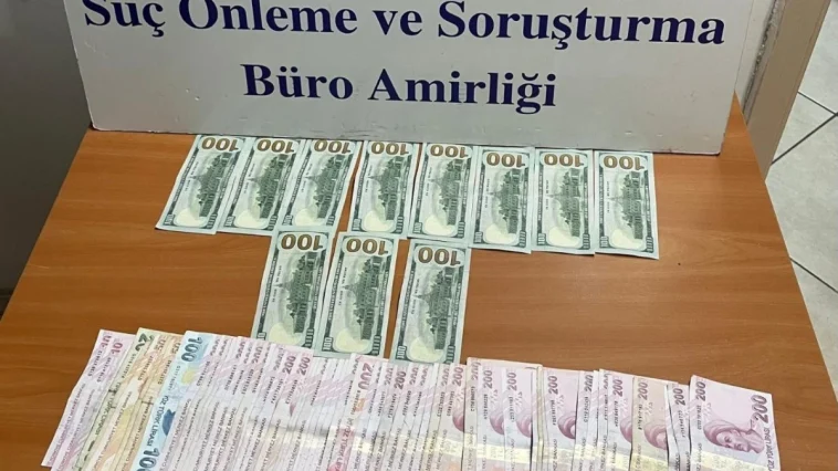 Sahte dolarla esnafı dolandıran şüpheliler tutuklandı