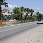 Serik'te otomobilin çarptığı bisikletli çocuk yaralandı