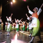 Türk Halk Oyunları Topluluğu’ndan görkemli gösteri