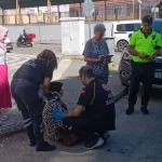 Yaya geçidinden geçmeye çalışan yayaya otomobil çarptı