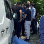 Fenalaşıp araçtan indi Uzandığı yerde hayatını kaybetti