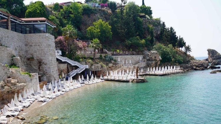 Plajdaki şezlong ücretine tepki indirimi Fiyatı yarı yarıya düştü
