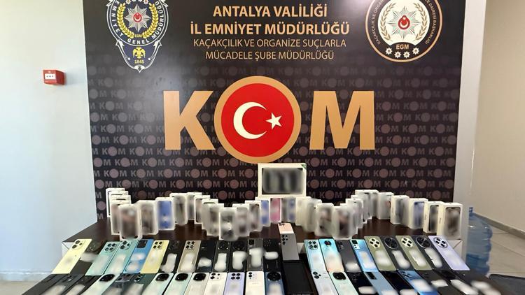 Antalyada kaçakçılık ve organize suçlarla mücadeleye yönelik operasyonlar düzenlendi