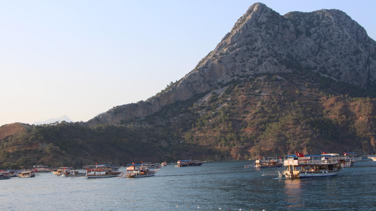 Antalyada Tekneciler Eylemde