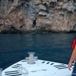 Arızalanan teknedeki 3 kişi kurtarıldı