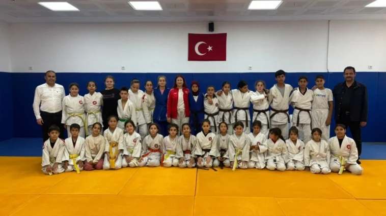 Aksu'da Spor Okulları başlıyor