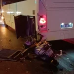 Alanya'da midibüse çarpan motosikletin sürücüsü öldü