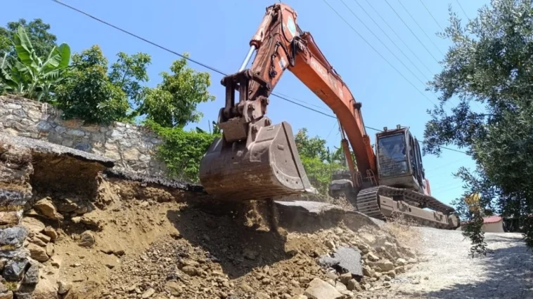 Alanya’nın yayla yollarında yaz mesaisi